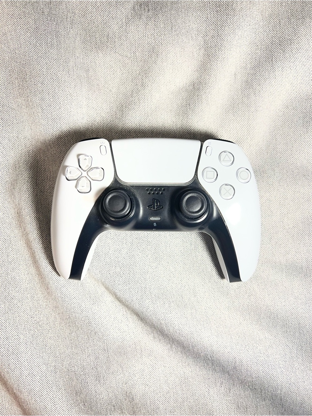 PS5 controller